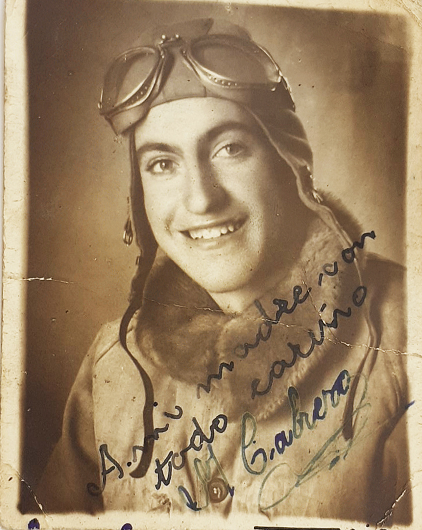 Foto antigua de aviador con dedicatoria